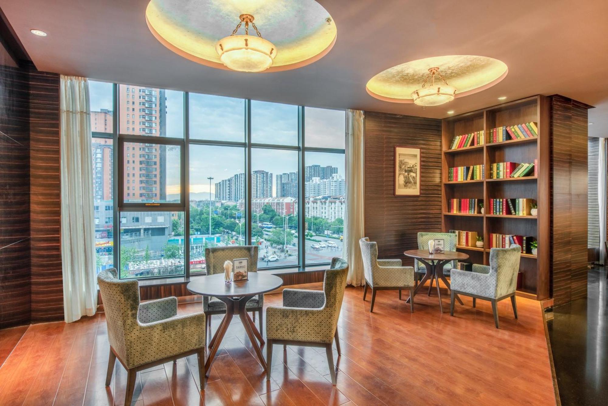 Holiday Inn Express Beijing Huacai By Ihg מראה חיצוני תמונה